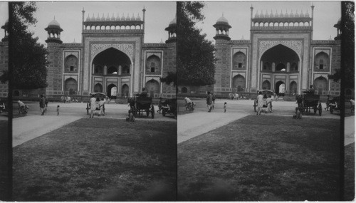 Gate, Taj Mahal, Agra, India