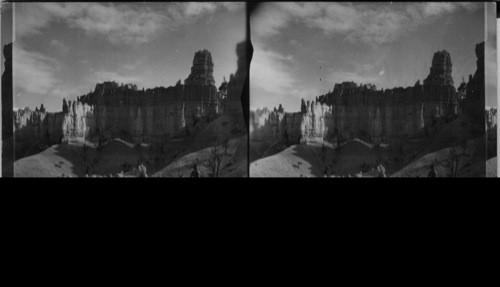 From high ridge in Canyon looking south to Great Cathedral. Bryce Canyon, Utah