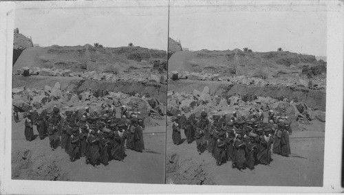 Juvenile army of excavations at Temple of Karnak, Egypt