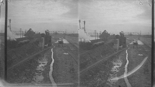 Left Locks Under Construction, North at Thorold, Ont