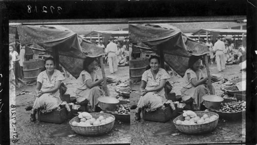 A Market Scene In El Salvador