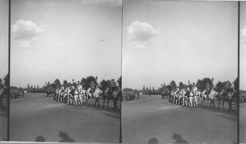 Arrival of Ramsay McDonald, British Premier at Wash., D.C. Oct. 4, 4pm, 1929