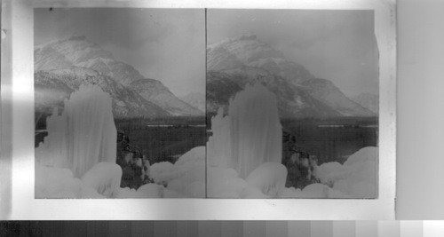 Ice Formation, Bow River Valley, Cascase Mountain, Banff. Alberta, Canada