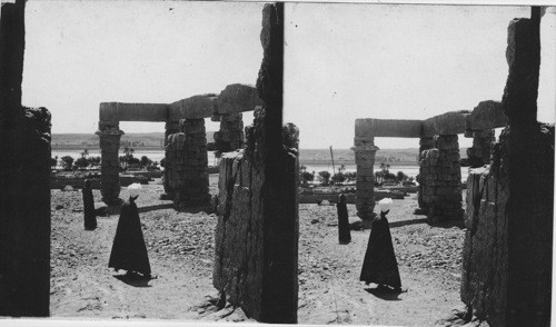 The columns of temple at Geif Husen looking West, Egypt