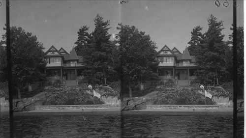 Sorbet's Island Cottage. Muskoka Lakes, Ont. Can