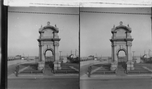 Monument over Plymouth Rock, Plymouth Harbor, Mass