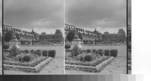 Gardens of the Louvre. Paris, France