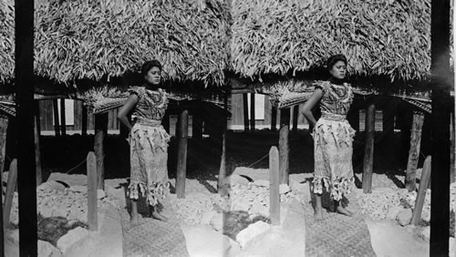 Samoan Maiden, Midway Plaisance [rural], Columbian Exposition, Chicago, Ill