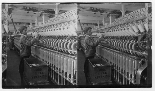 Pacific Cotton Mills, Lawrence, Mass.(?) [mule spinning]