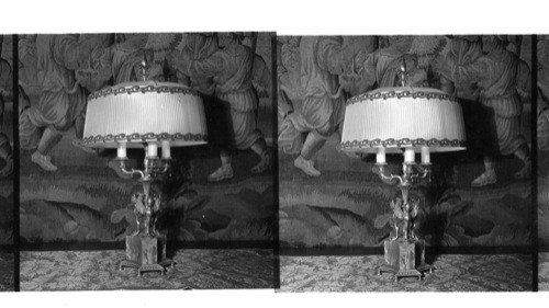 [Table & lamps]