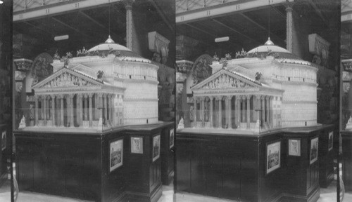 Model of The Pantheon, Metropolitan Museum of Art. New York City, N.Y