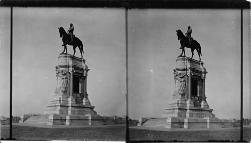 Equestrian Statue of Robert E. Lee. Richmond, VA