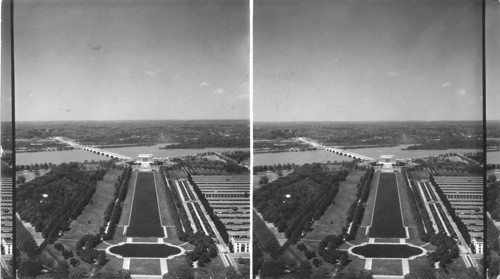 Lincoln Memorial & Arlington Bridge from Washington Monument