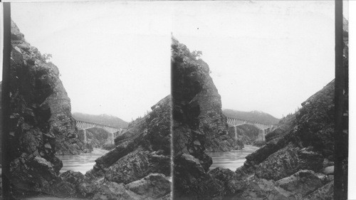 The Great Cantilever Bridge, Cisco, B.C. Can