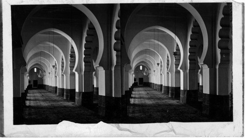 Interior of Grand mosque dans la Rue, City of Algiers, Algeria