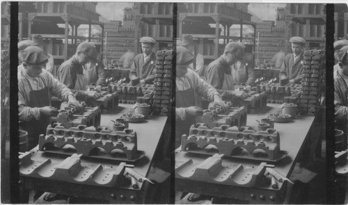 Finishing water Jackets Cores. Ford Motor Plant, Detroit, Mich