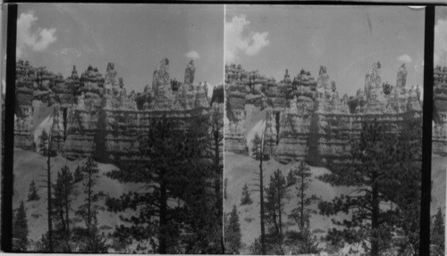 Queen across Garden. Bryce Canyon. Utah