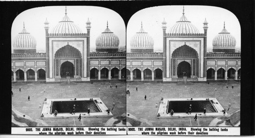 Inscribed in recto: 9002. THE JUMNA MASJID, DELHI, INDIA. Showing the bathing tanks where the pilgrims wash before devotions