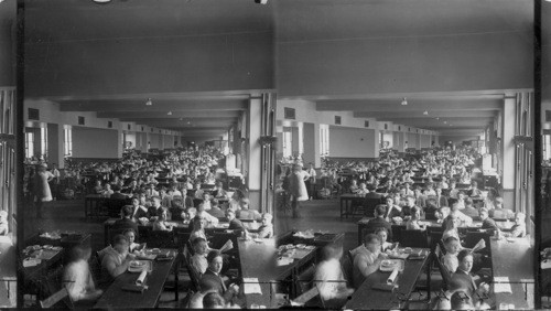 Lunch Room, Harrison Tech. H.S., Chicago, Ill