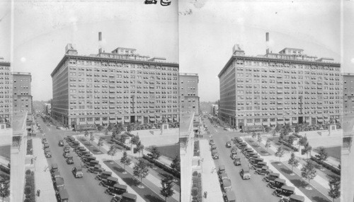 NW to DuPont Bldg., Hotel Du Pont and Rodney Square, Wilmington, Del