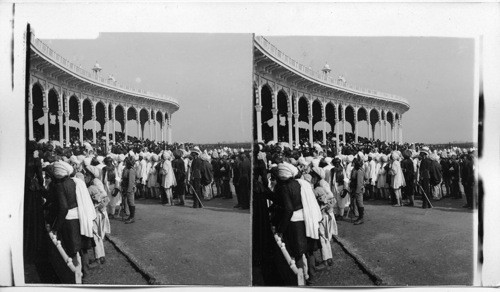 Veterans of the Mutiny entering Amphitheater Delhi. Durbar. India