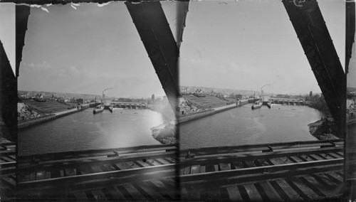 General view of Lake Washington Canal locks and dam from Great Northern Railway Bridge. Seattle, Wash