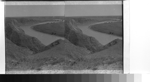 Coulee with Oldman River flowing through it. Alta.Can