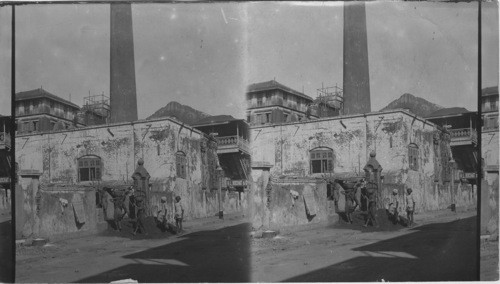 Women laborers of Bombay, India