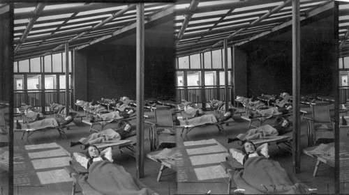 Open air sleeping porch, Chicago