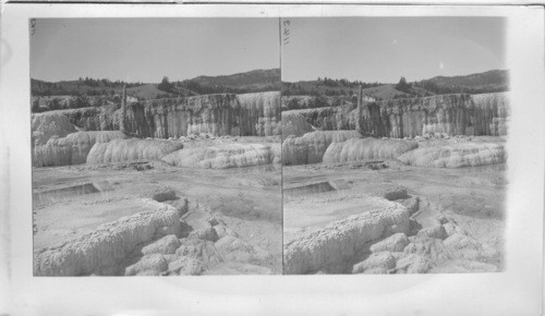 Angel Terraces. Mammoth Hot Springs. Y.N.P