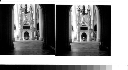 Dominican Republic - Ciudad Trujillo: the tomb of Christopher Columbus in the Primate Cathedral