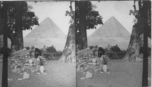 Great Pyramid from nearby Arab Cemetery. Egypt. Cheops — Calisphere