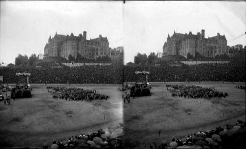 Kansas City, Mo. [crowds in a stadium]