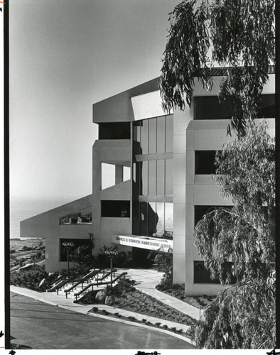 Charles B. Thornton Administrative Center profile view, circa 1986