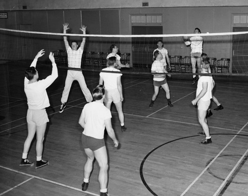 1940s - Men’s Volleyball at Verdugo Park