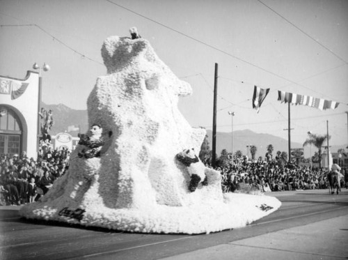 "Coca Cola," 52nd Annual Tournament of Roses, 1941