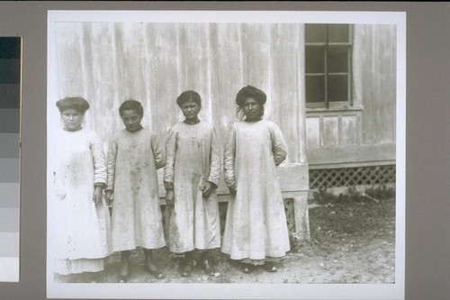 4 school girls: Florence Safford (89), Sara Bennett (88), Ollis Orcutt, Sophie Campbell (50)