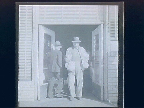 Oakland 1940-45 Consumers - 10th St Market & Environs