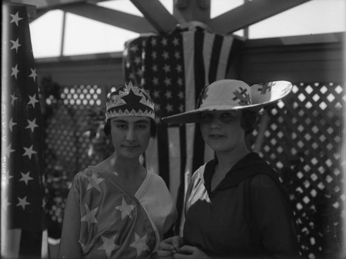 Queen of Raisin Day Parade, Avila Madison and Miss Martin