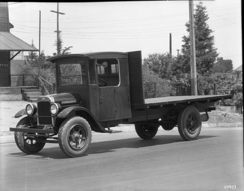 Federal Knight Comany Truck