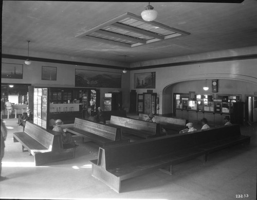 California Transit Company, Interior Depot Fresno, California