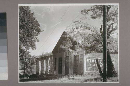 [Abandoned grocery store.] Coulterville. 1950