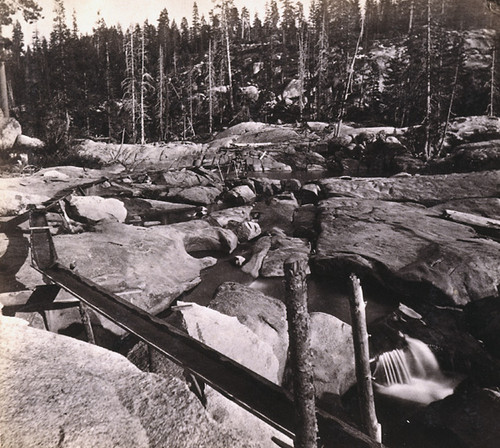 1165. Scene on the Yuba River, New Hampshire Rocks, near Cisco