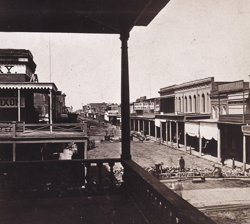 1204. Sacramento. J Street, from Sixth Street. Laying the Nicolson Pavement