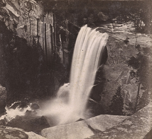 1656. The Vernal Fall, 350 Feet High--from the top, looking down