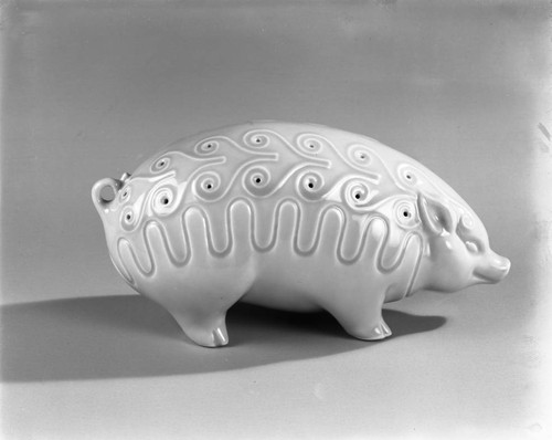 Ceramic pig