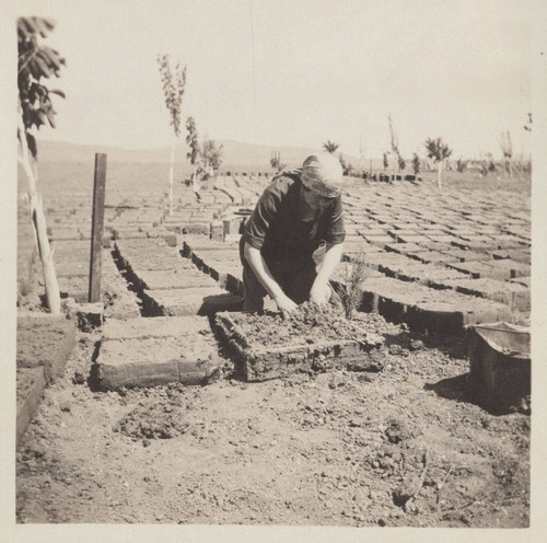 Making Adobe Bricks for The Casa Conejo