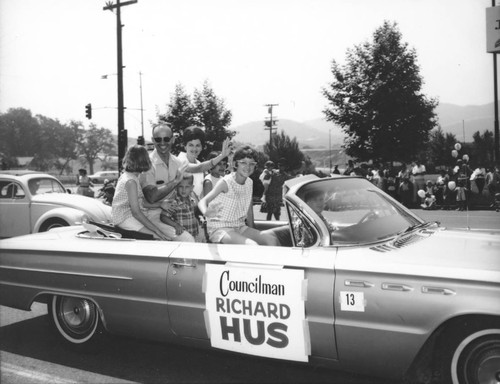 Council member Dick Hus, Conejo Valley Days Parade 1965