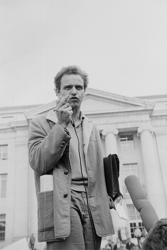 Mario Savio speaking at rally