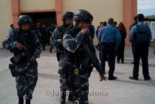 Three police officers, Juárez, 2008